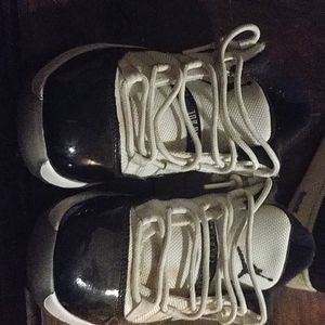 Nike air jordan 11 retro low bp shoes